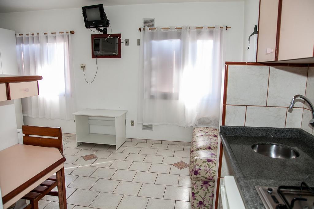 Residencial Ilha Dourada 호텔 고베르나도르 셀소 하모스 객실 사진