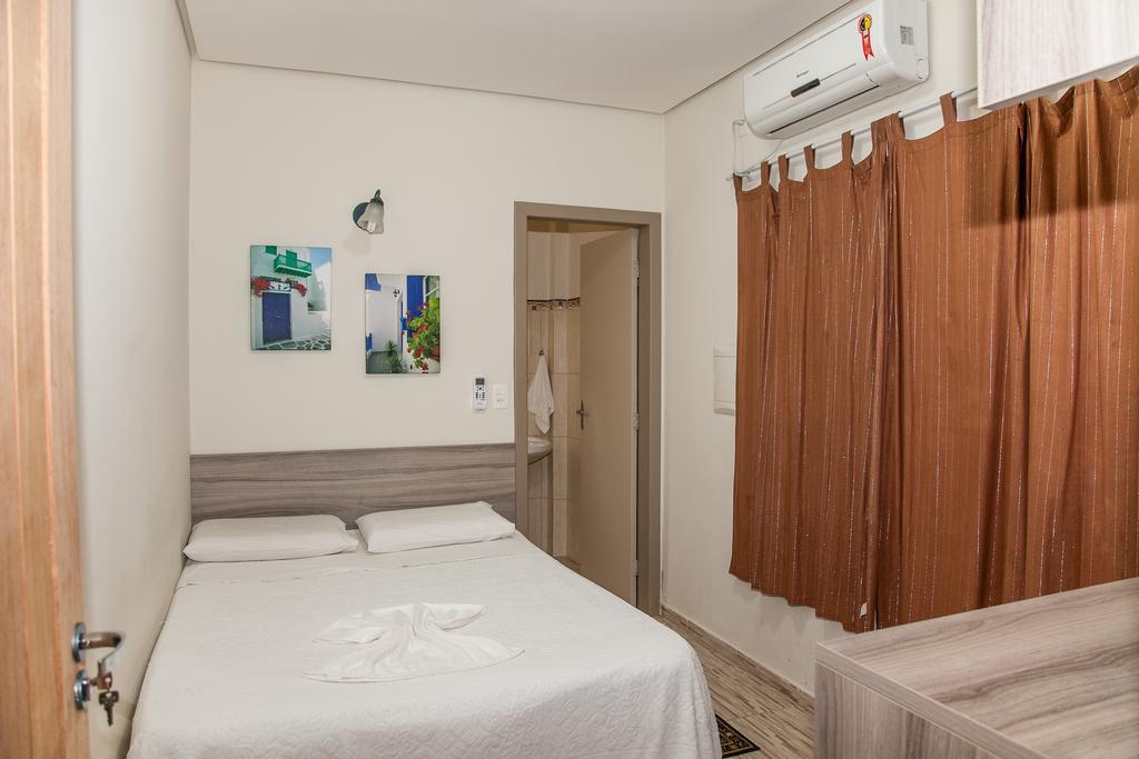 Residencial Ilha Dourada 호텔 고베르나도르 셀소 하모스 객실 사진